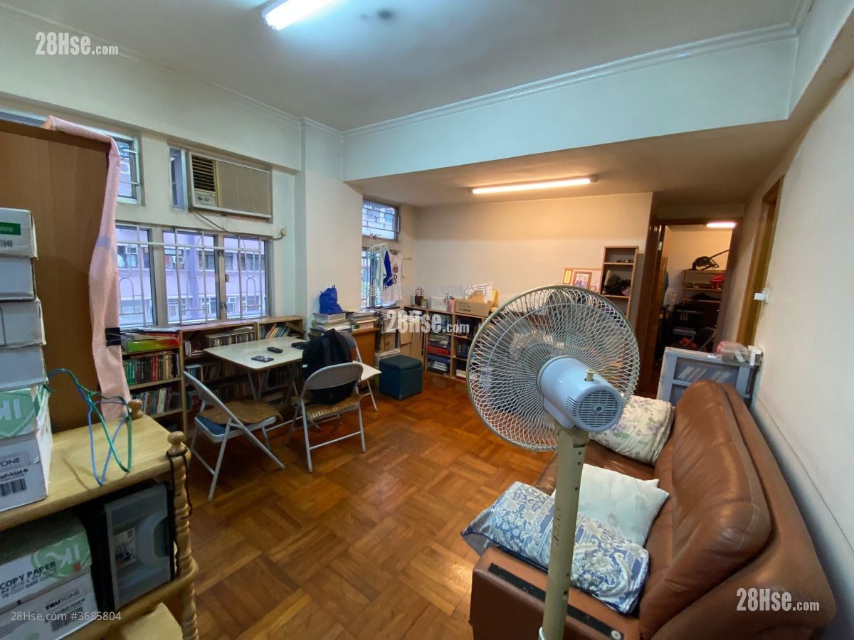 厅: 文安楼 售盘 2 房 , 1 浴室 457 平方尺