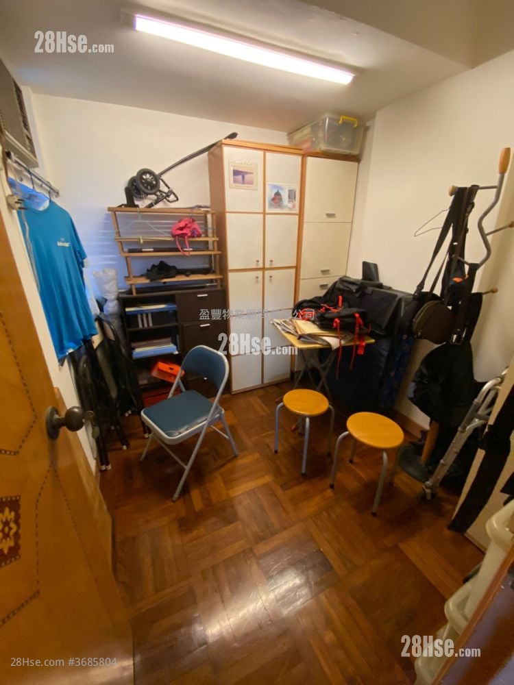 睡房 2: 文安楼 售盘 2 房 , 1 浴室 457 平方尺