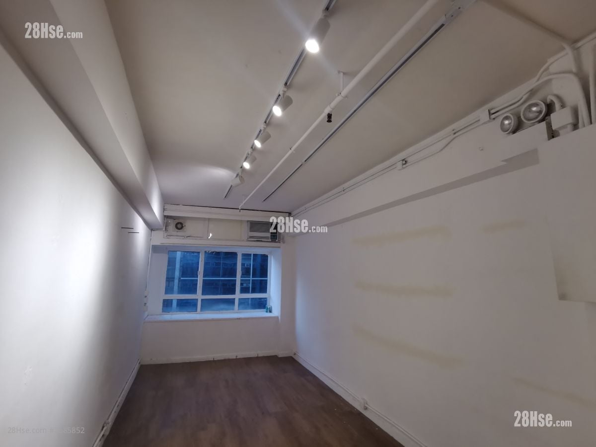 百宝利商业中心 租盘 276 平方尺