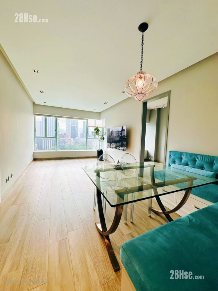 港景峰 售盘 2 房 , 2 浴室 802 平方尺