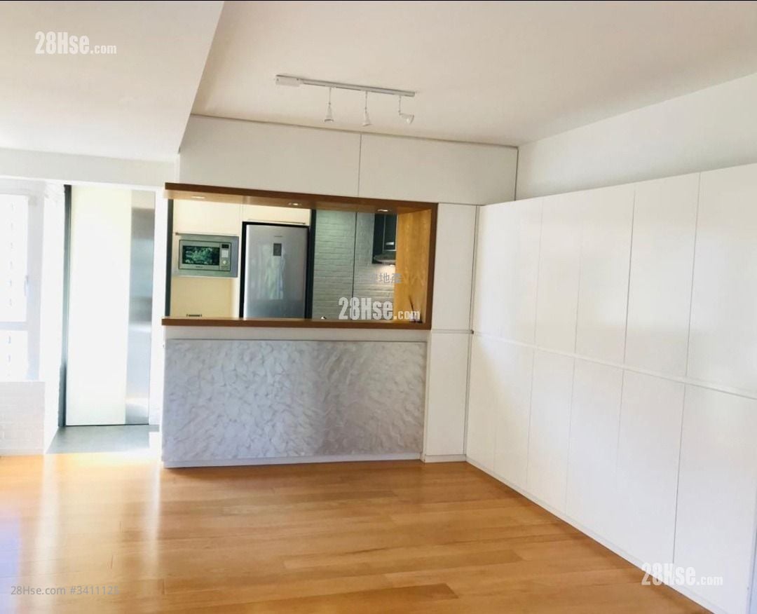 友誼大廈 租盤 2 房 , 2 浴室 722 平方呎