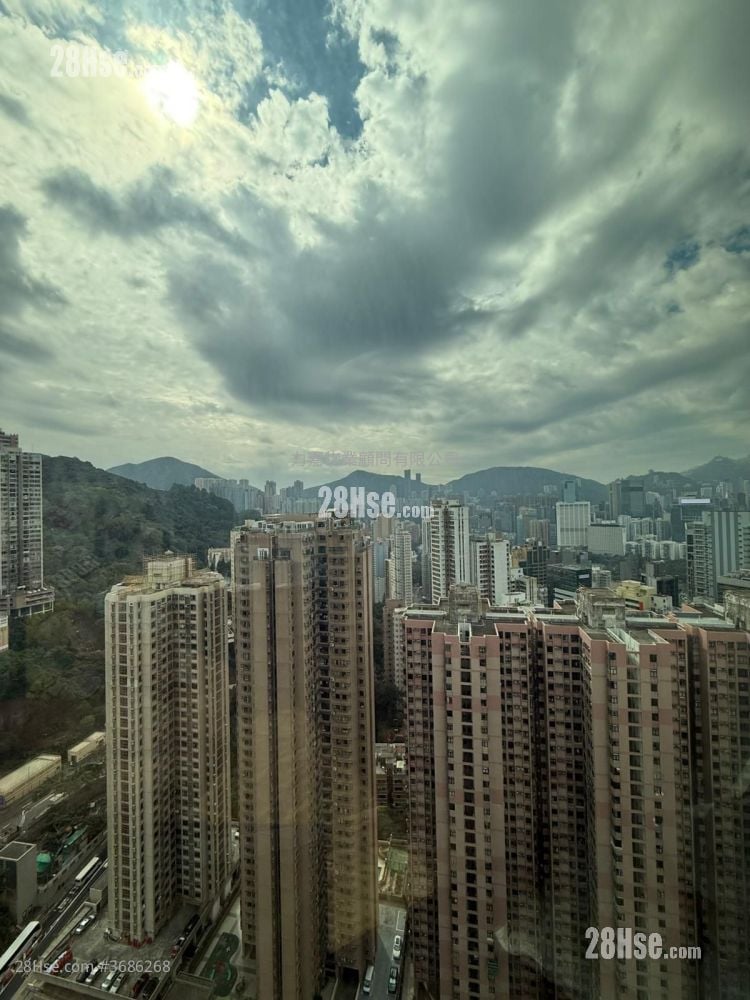 豪廷峰 售盘 4 房 , 2 浴室 1,429 平方尺