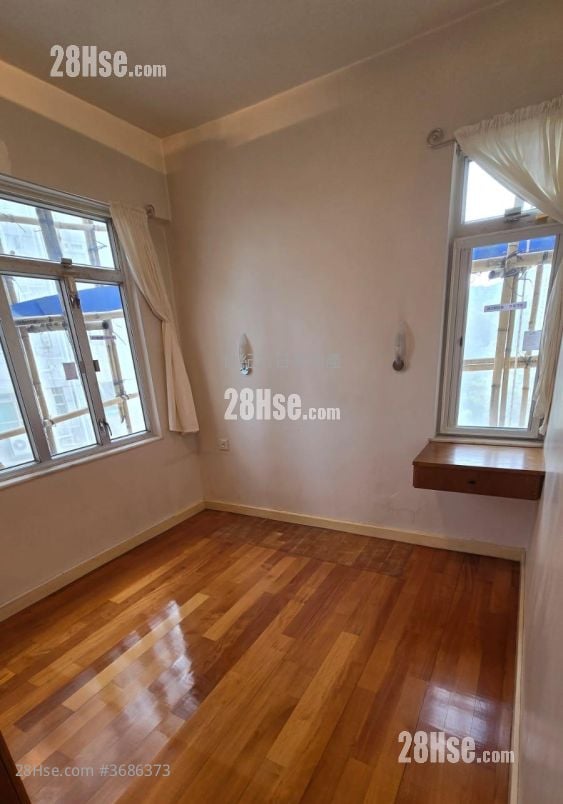 Tempo Court Sell 2 Bedrooms , 2 Bathrooms 753 ft²