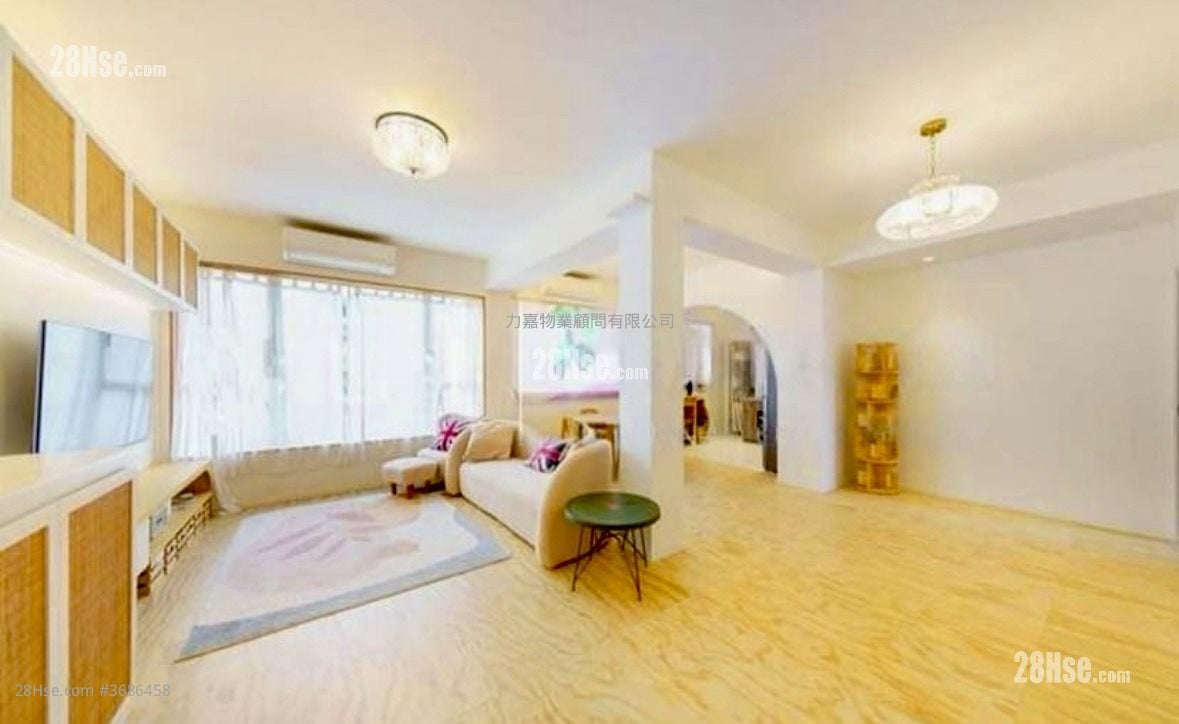 珊瑚閣 售盤 2 房 , 2 浴室 877 平方呎