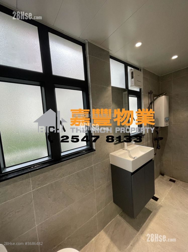 榮華大廈 租盤 1 房 , 1 浴室 157 平方呎