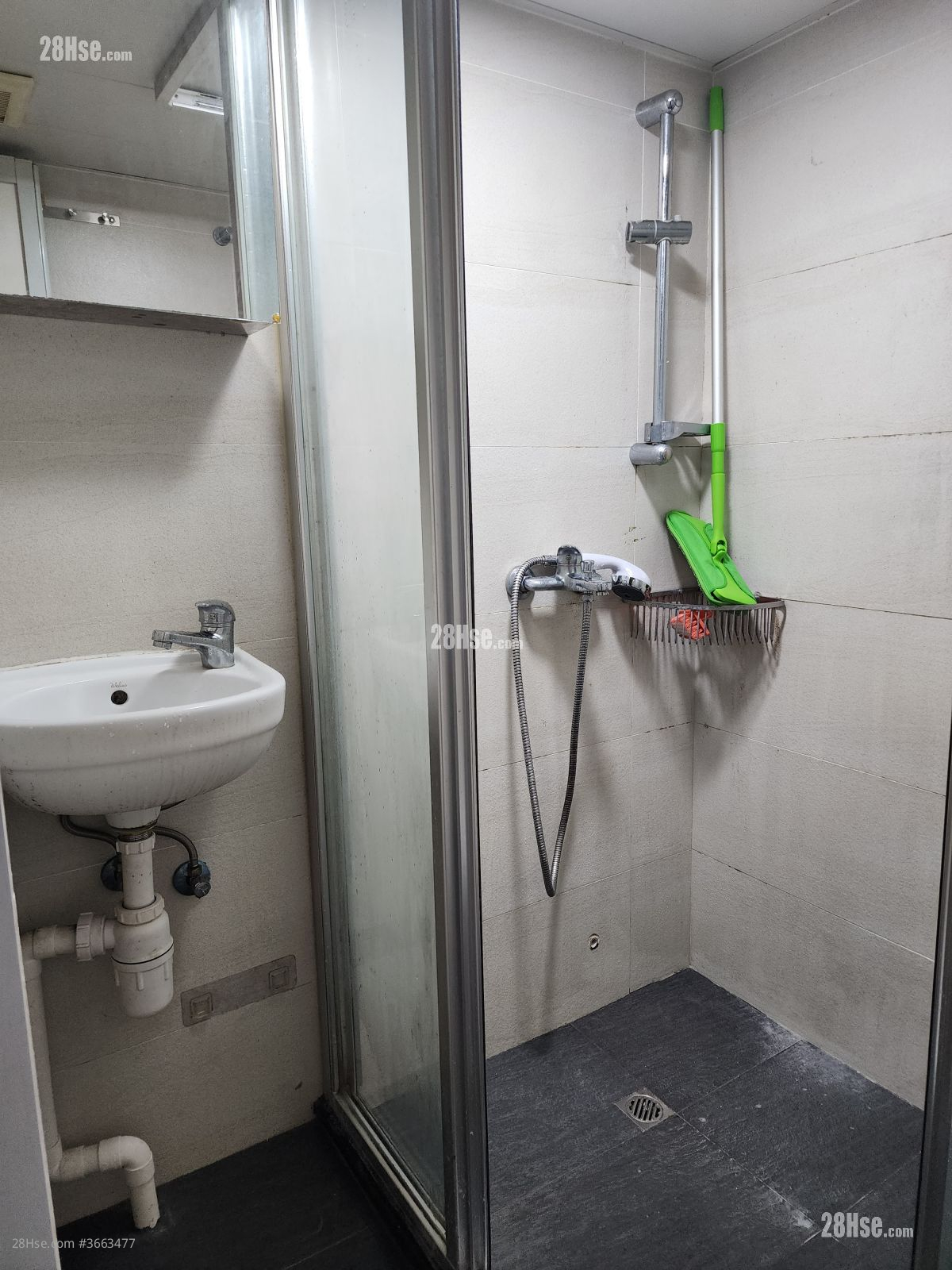 平安大樓 租盤 1 房 , 1 浴室 80 平方呎