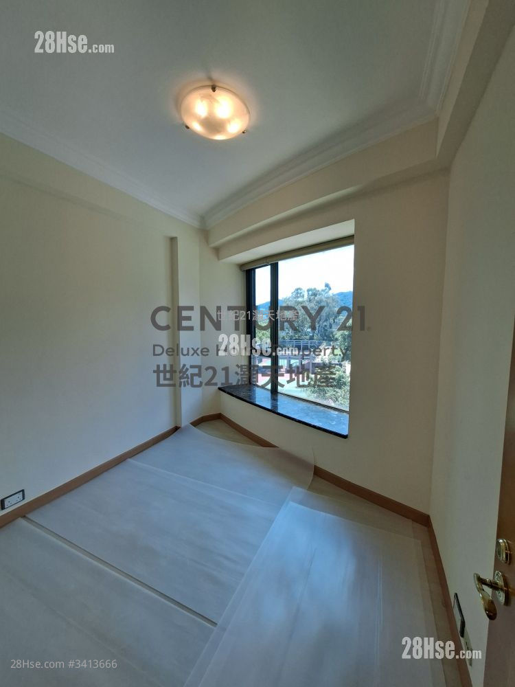 Deerhill Bay Sell 3 Bedrooms , 2 Bathrooms