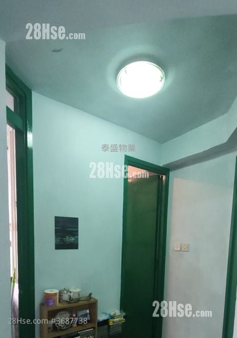 Tung Lam Court Sell Studio , 1 Bathroom 215 ft²
