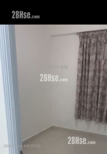 Bell House Sell 2 Bedrooms , 1 Bathroom 503 ft²