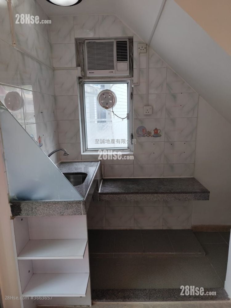 厨房: 村屋 租盘 1 房 , 1 浴室