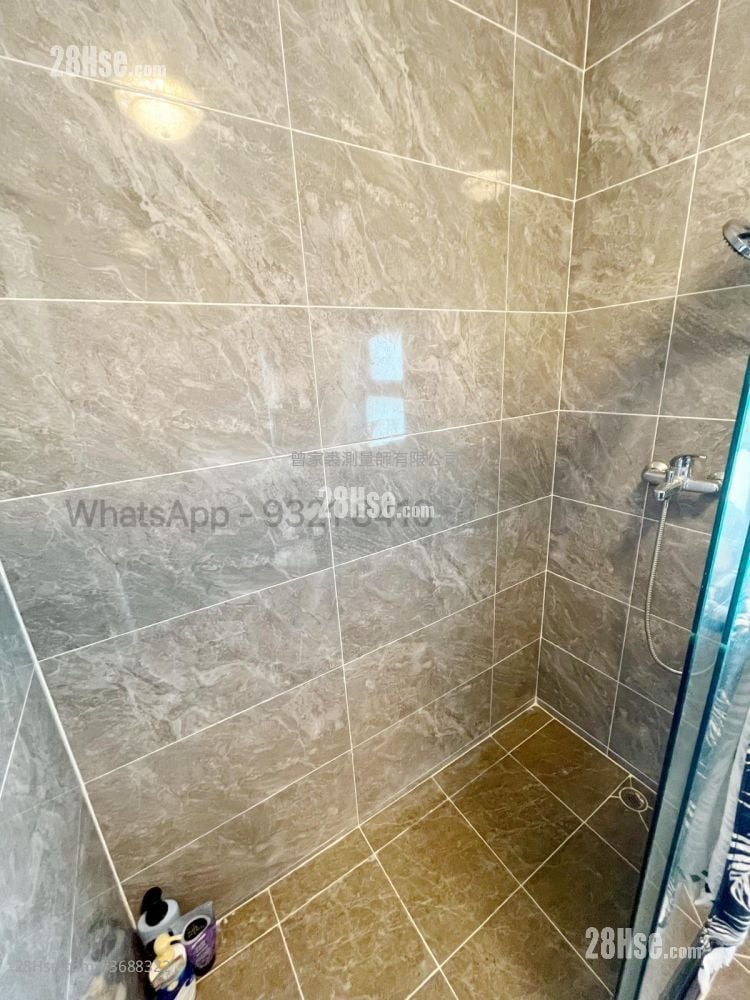 Village Rental Studio , 1 Bathroom 300 ft²