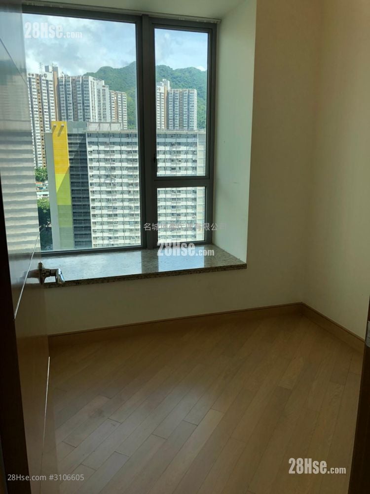 溱岸8号 售盘 3 房 , 2 浴室 729 平方尺