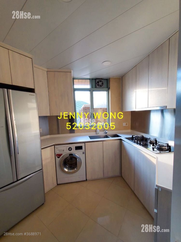 The Victoria Towers Sell 3 Bedrooms , 2 Bathrooms 882 ft²