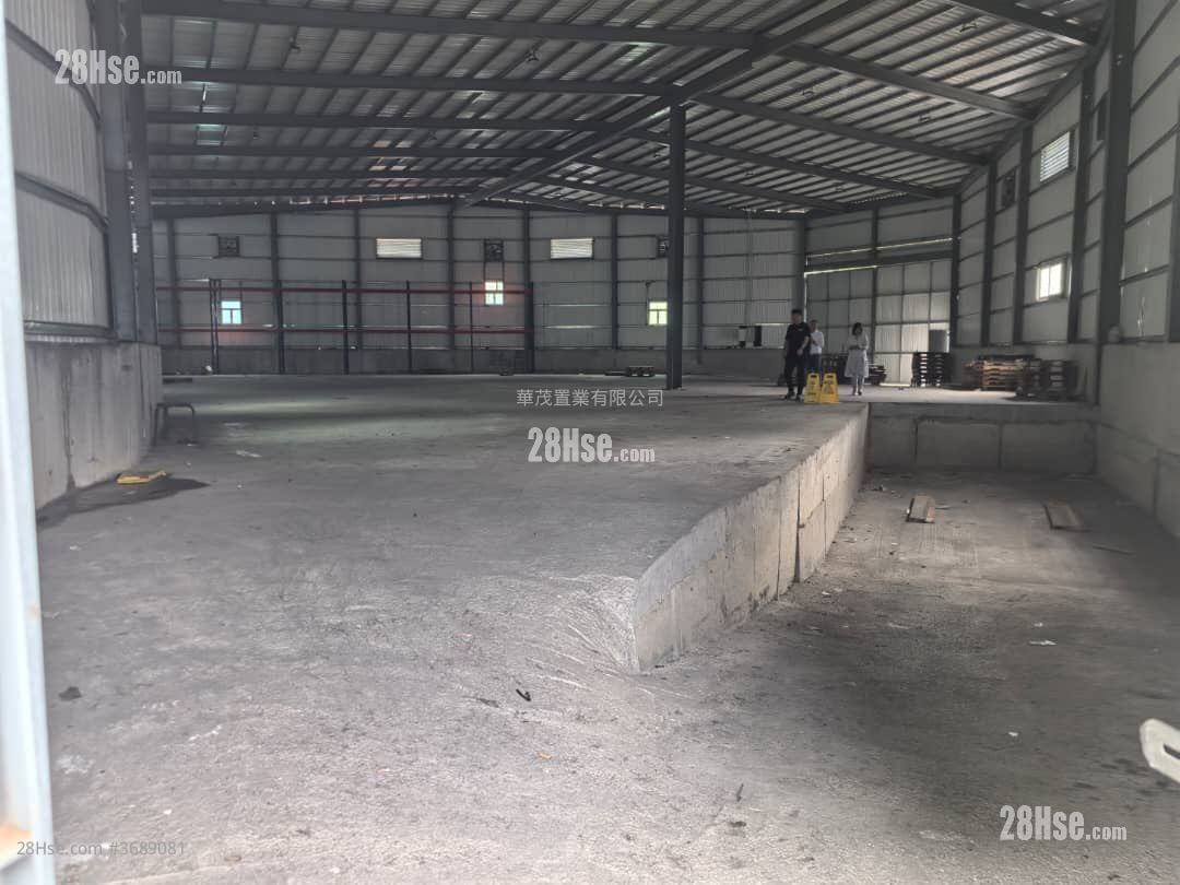 Land Rental 26,000 ft²