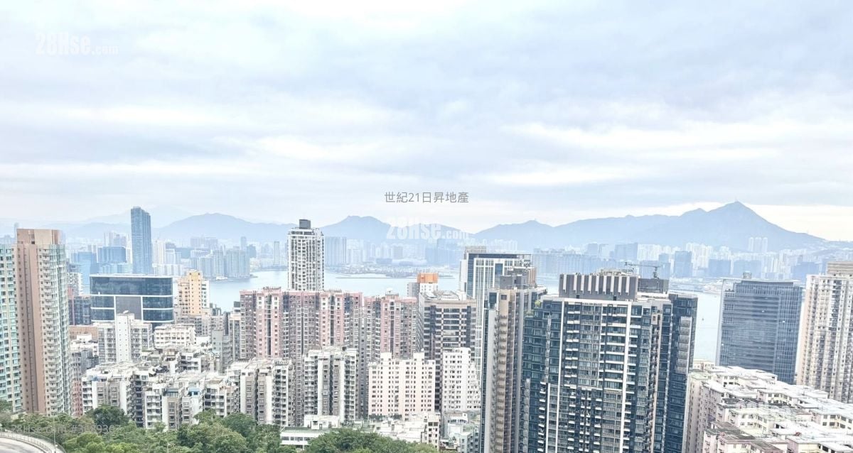 寶馬山花園 售盤 3 房 , 2 浴室 845 平方呎