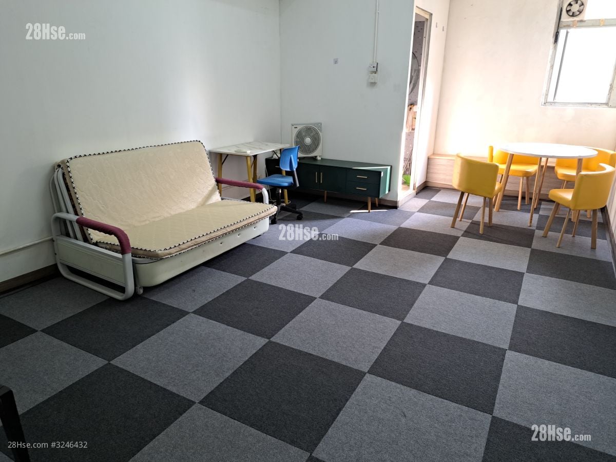 Winfield Industrial Building Rental 220 ft²