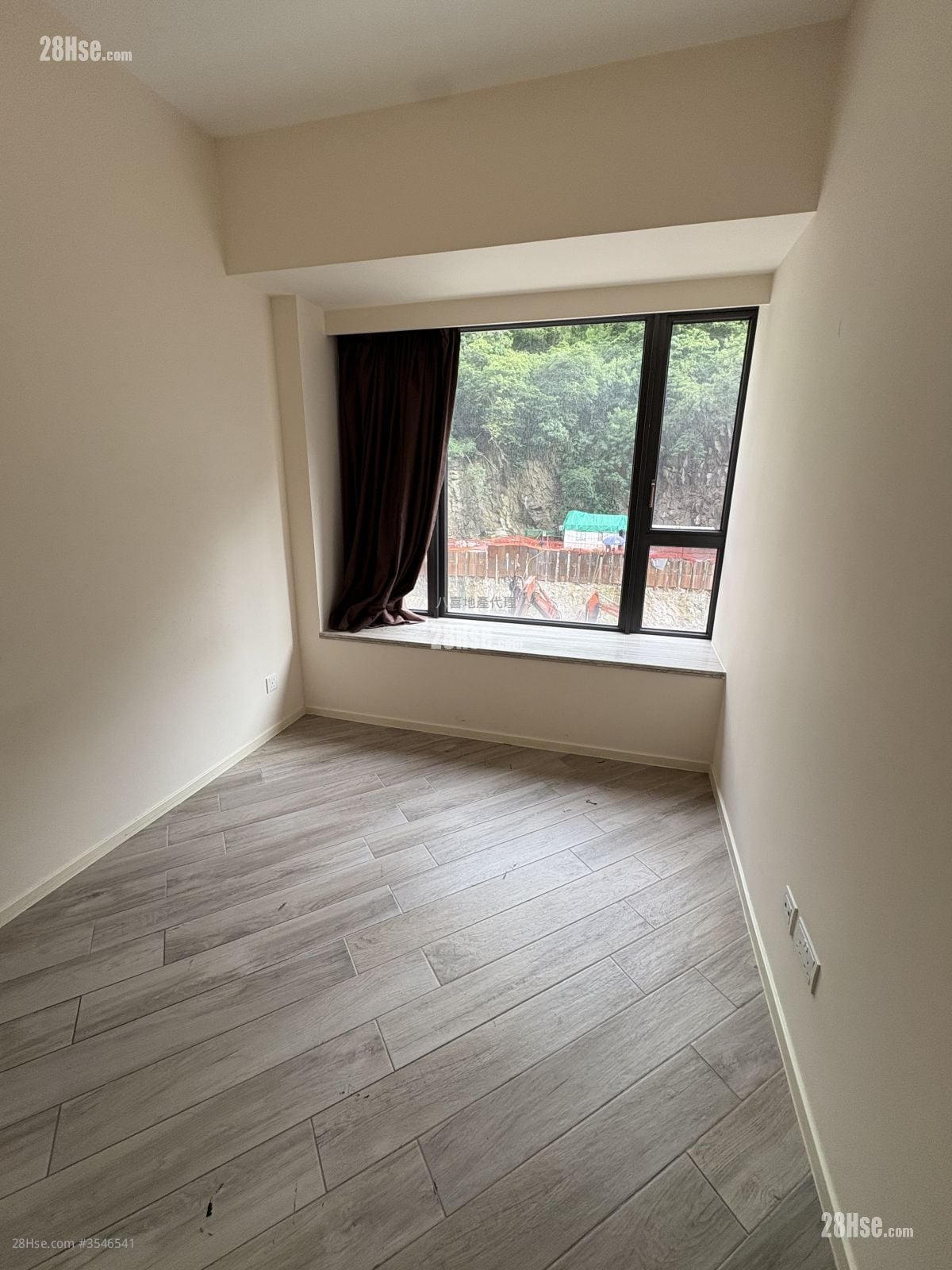 Fleur Pavilia Sell 2 Bedrooms , 1 Bathroom 605 ft²