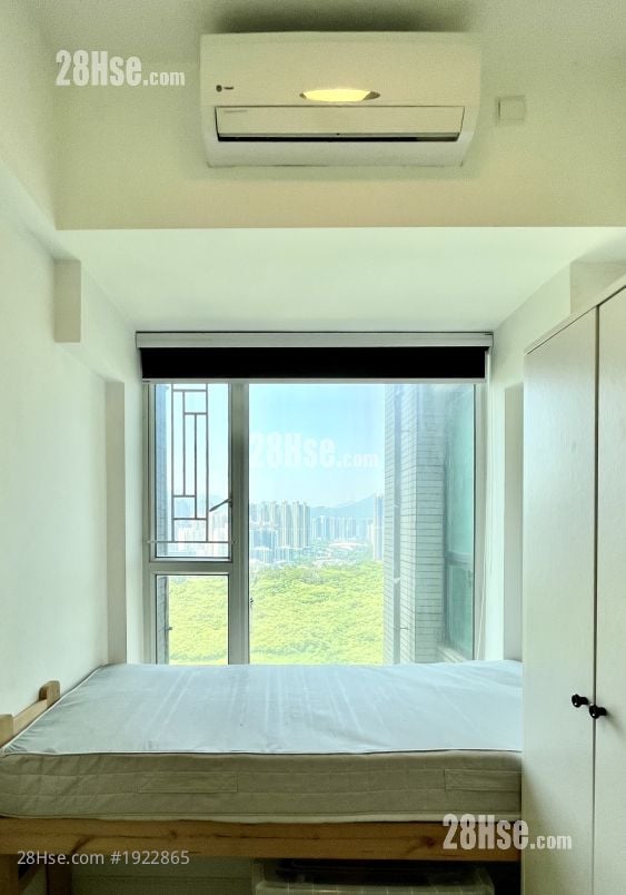 致蓝天 租盘 5+ 房 , 4 浴室 1,120 平方尺