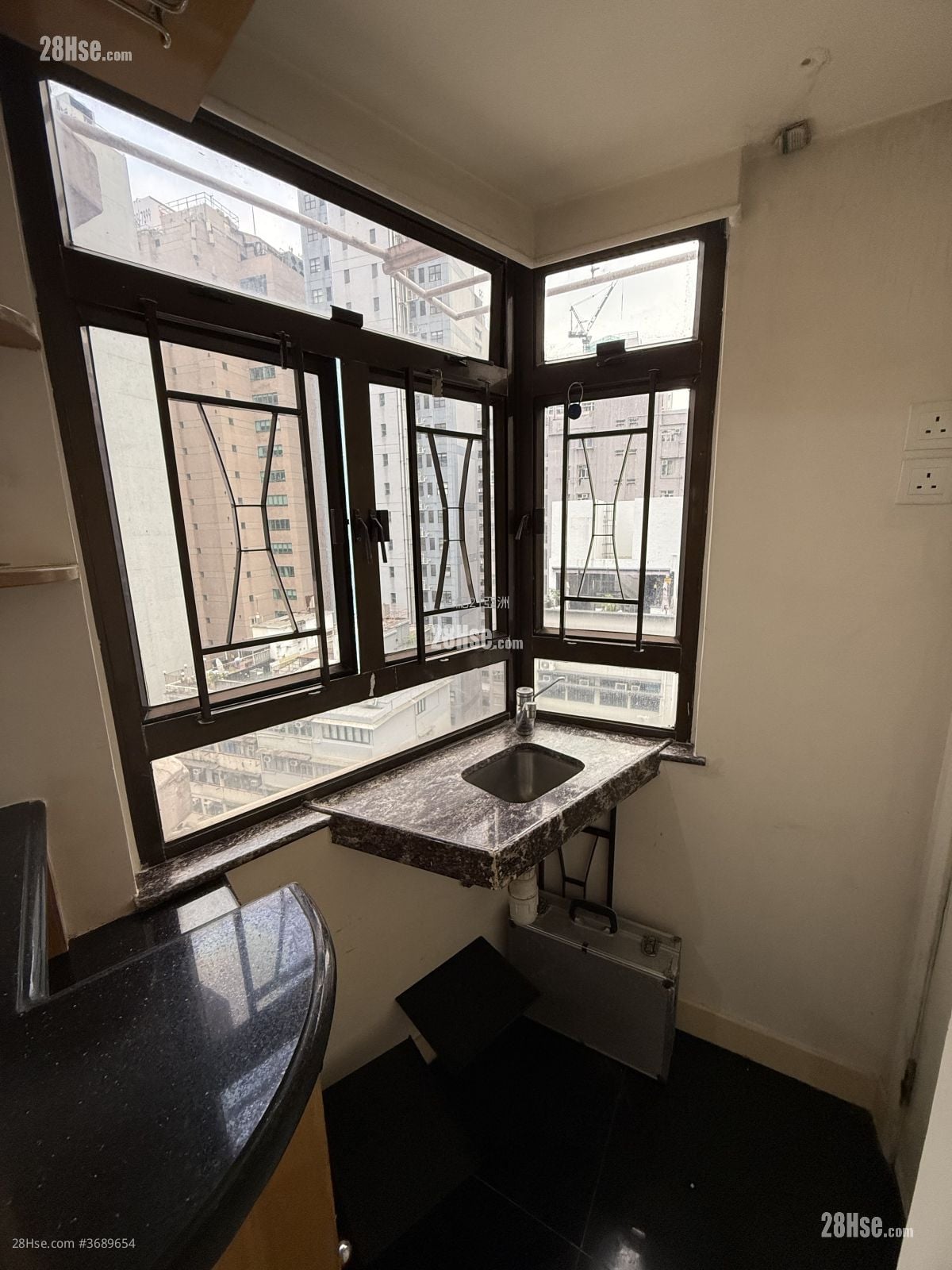 金乐大厦 售盘 2 房 , 1 浴室 360 平方尺