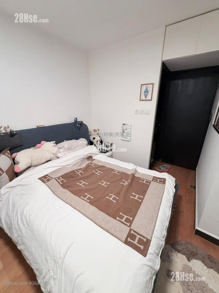 Choi Ming Court Sell 3 Bedrooms , 2 Bathrooms 650 ft²