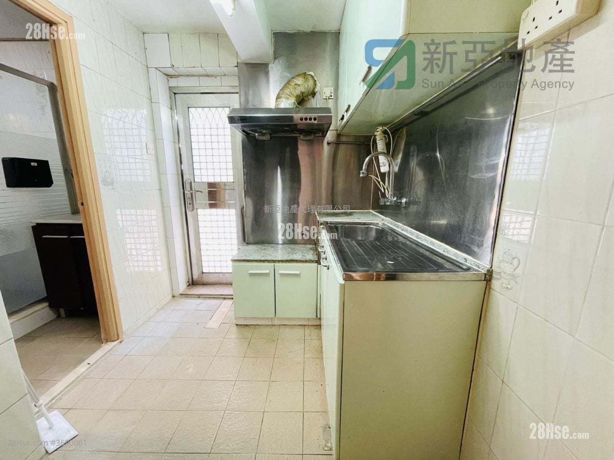 村屋 售盘 3 房 , 1 浴室