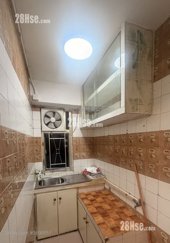 康福楼 租盘 3 房 , 1 浴室 353 平方尺