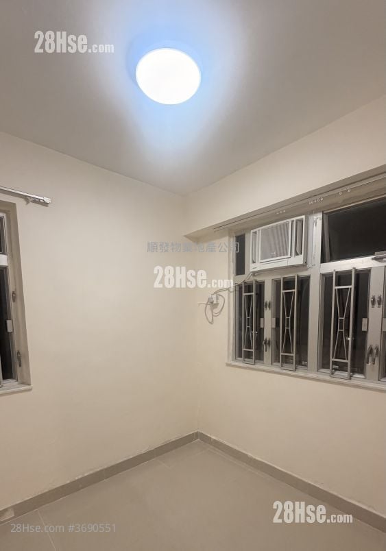 康福楼 租盘 3 房 , 1 浴室 353 平方尺