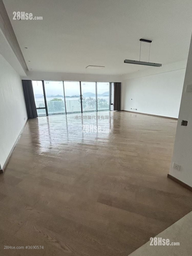 Providence Peak Rental 5+ Bedrooms , 4 Bathrooms 2,184 ft²