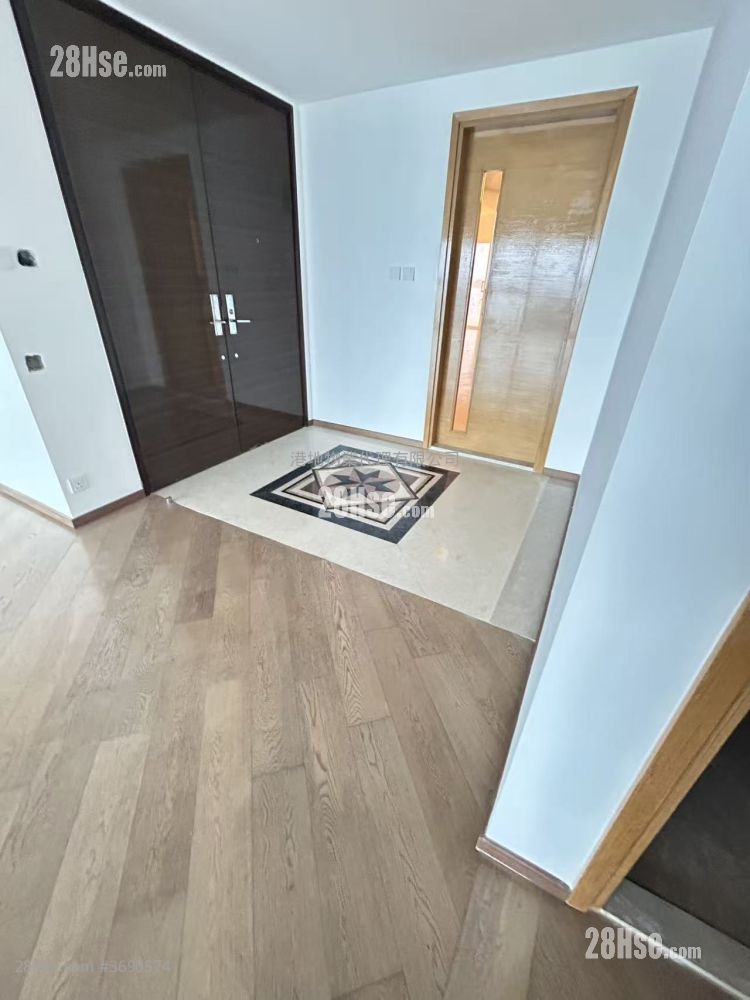 Providence Peak Rental 5+ Bedrooms , 4 Bathrooms 2,184 ft²