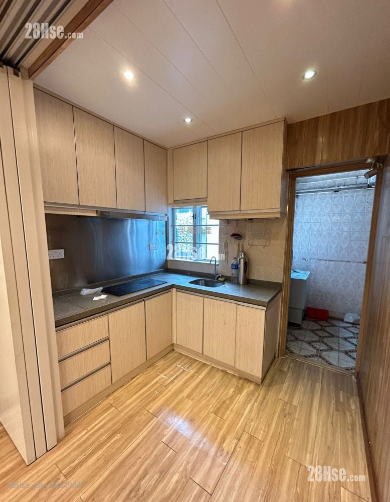 丽东大厦 售盘 4 房 , 2 浴室 941 平方尺