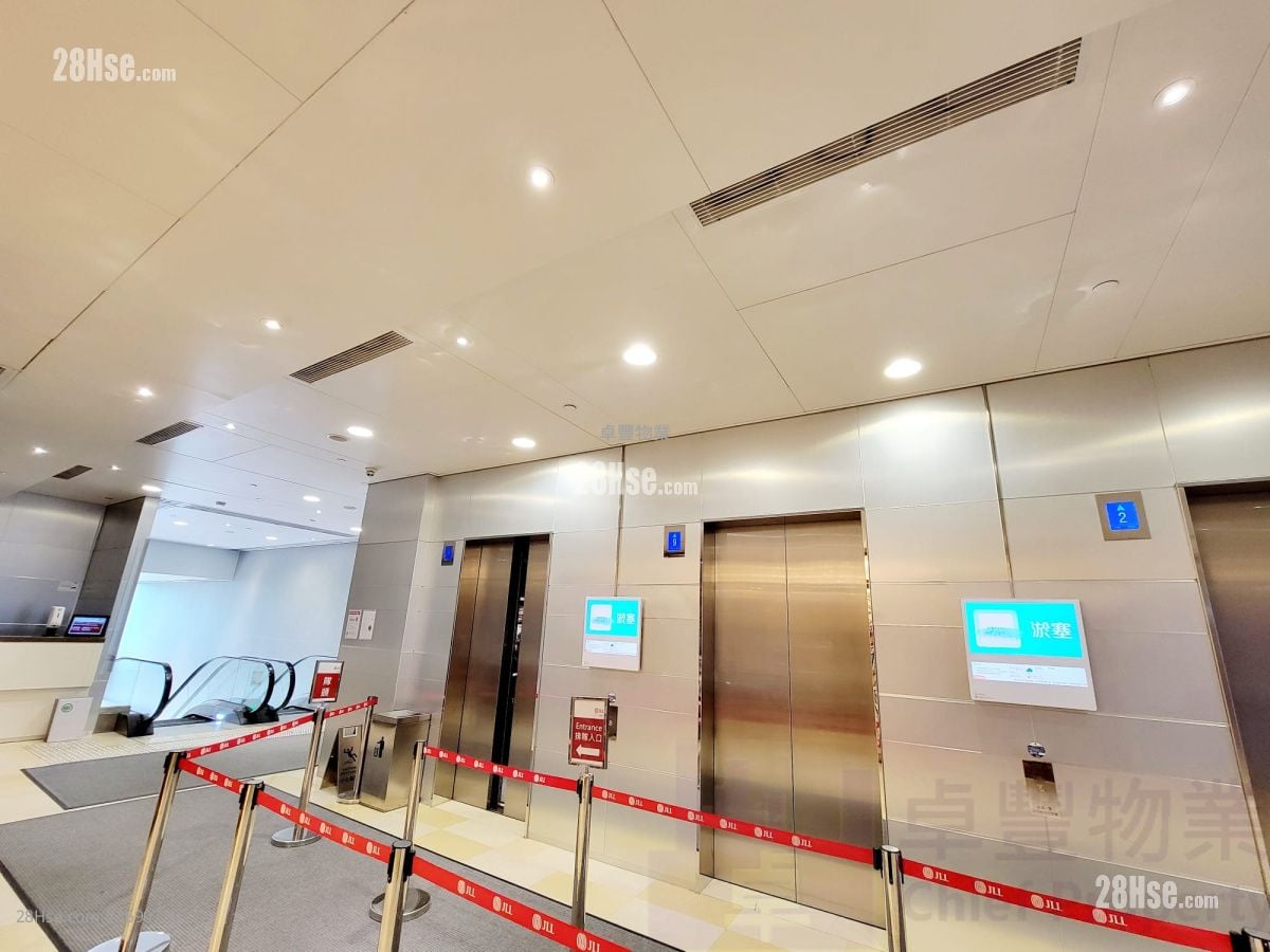 China Shipbuilding Tower Rental Studio 592 ft²