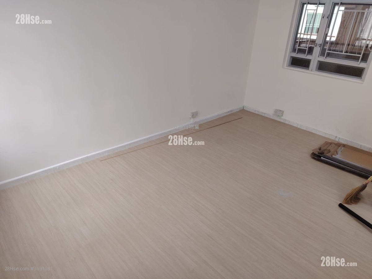 Tung Tau (Ii) Estate Sell 1 Bathroom 436 ft²