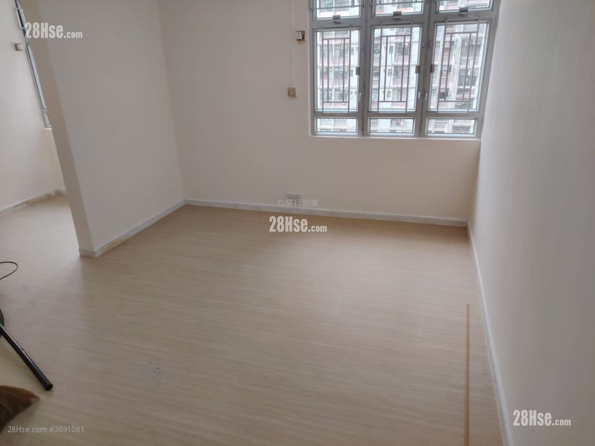 Tung Tau (Ii) Estate Sell 1 Bathroom 436 ft²