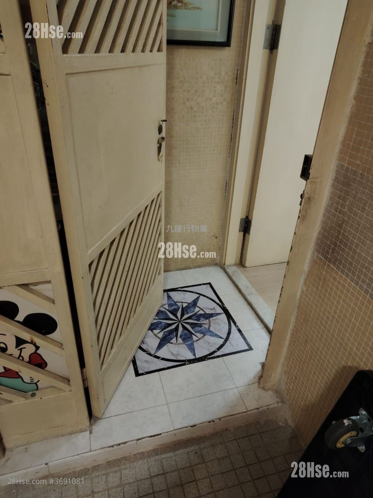 Tung Tau (Ii) Estate Sell 1 Bathroom 436 ft²