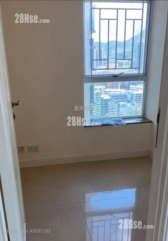 Sky Tower Sell 2 Bedrooms , 1 Bathroom 452 ft²