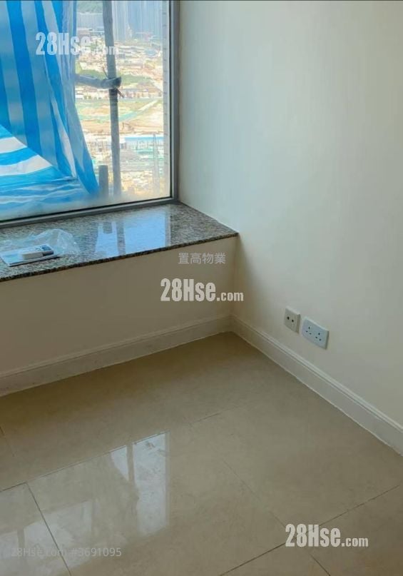 Sky Tower Sell 2 Bedrooms , 1 Bathroom 452 ft²