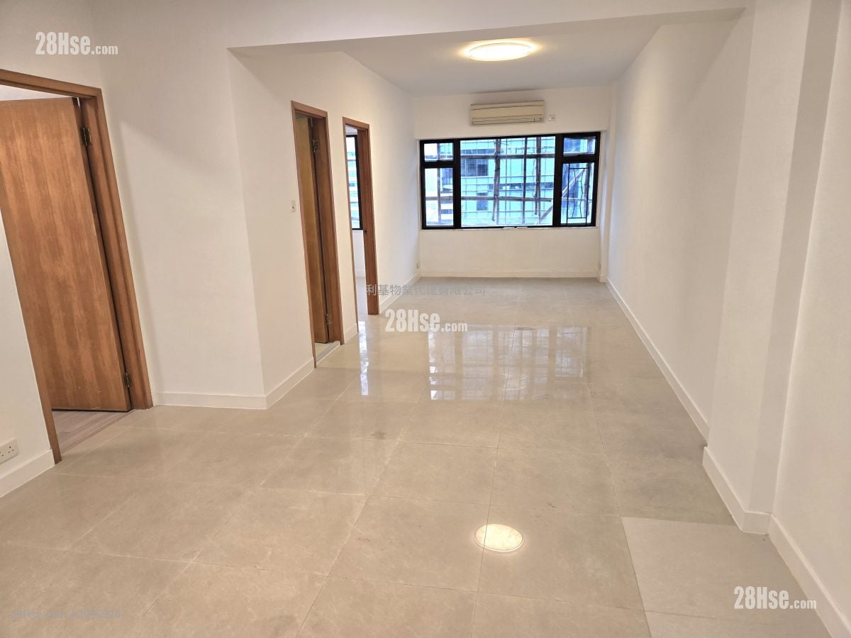 Hankow Centre Sell 3 Bedrooms , 2 Bathrooms 905 ft²