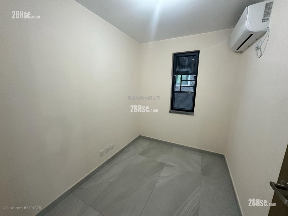 元朗村屋 租盘 3 房 , 1 浴室 700 平方尺