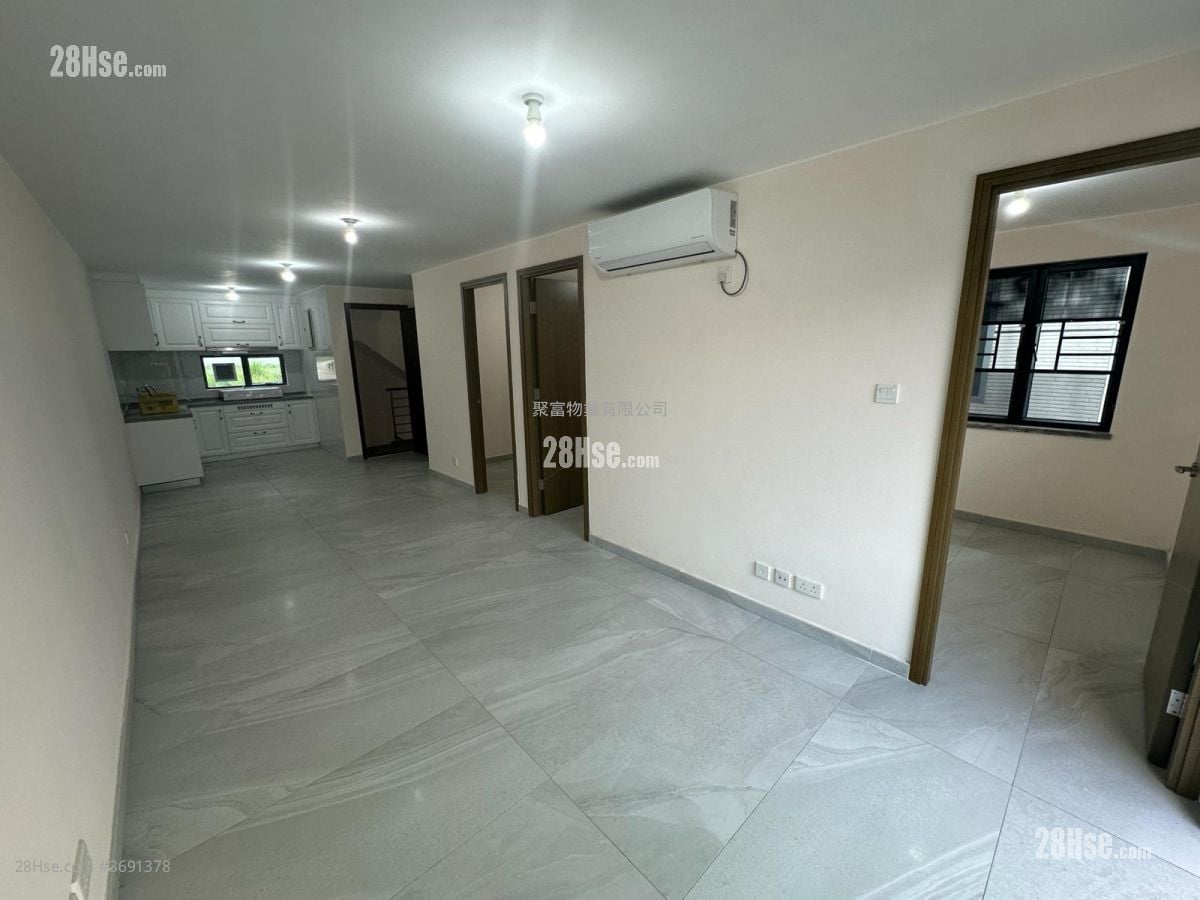 元朗村屋 租盘 3 房 , 1 浴室 700 平方尺