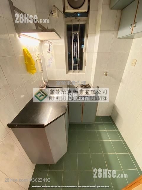 Elaine Court Sell 2 Bedrooms , 1 Bathroom 256 ft²