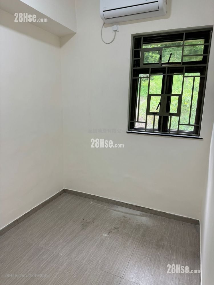 村屋 租盘 2 房 , 1 浴室