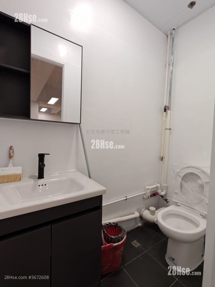 美罗中心二期 租盘 开放式间隔