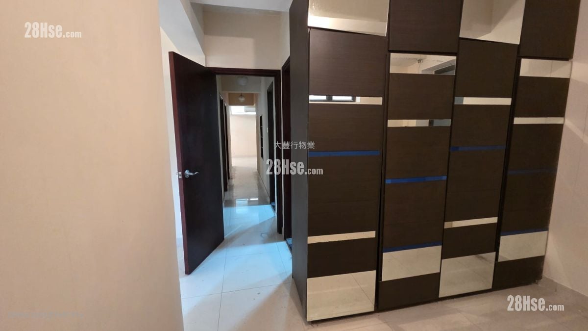 龍文大廈 售盤 4 房 , 2 浴室 1,109 平方呎