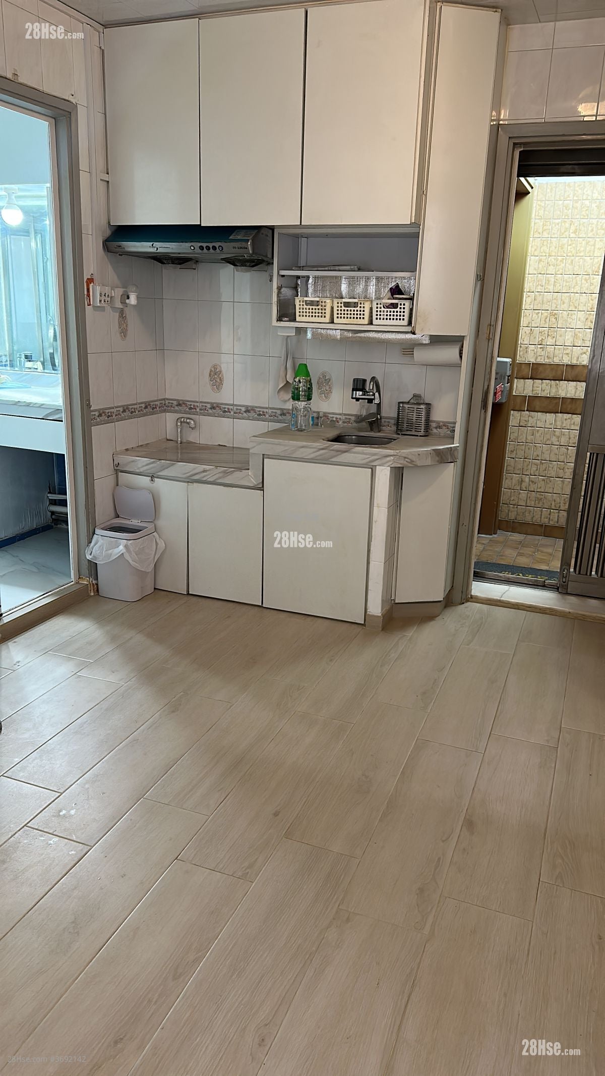 明晖大厦 售盘 1 房 , 1 浴室 229 平方尺