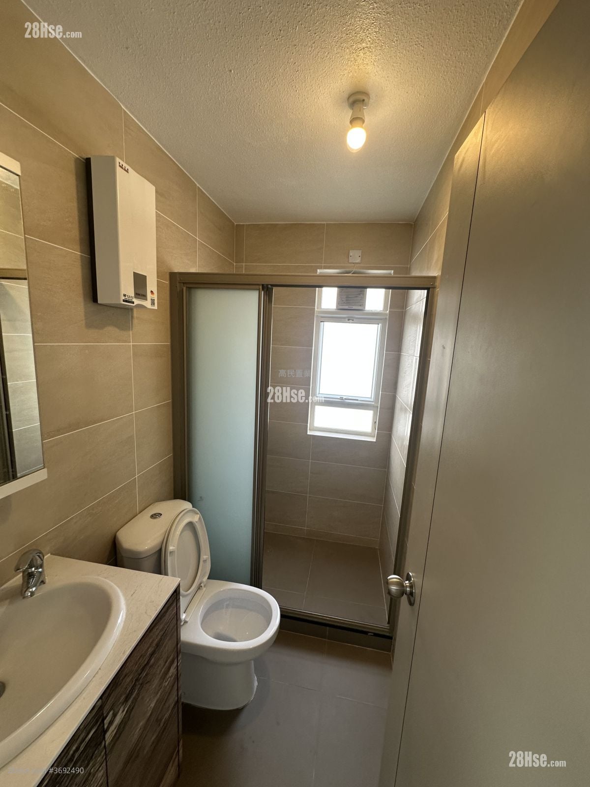 Ho Chung Rental 3 Bedrooms , 3 Bathrooms 1,400 ft²