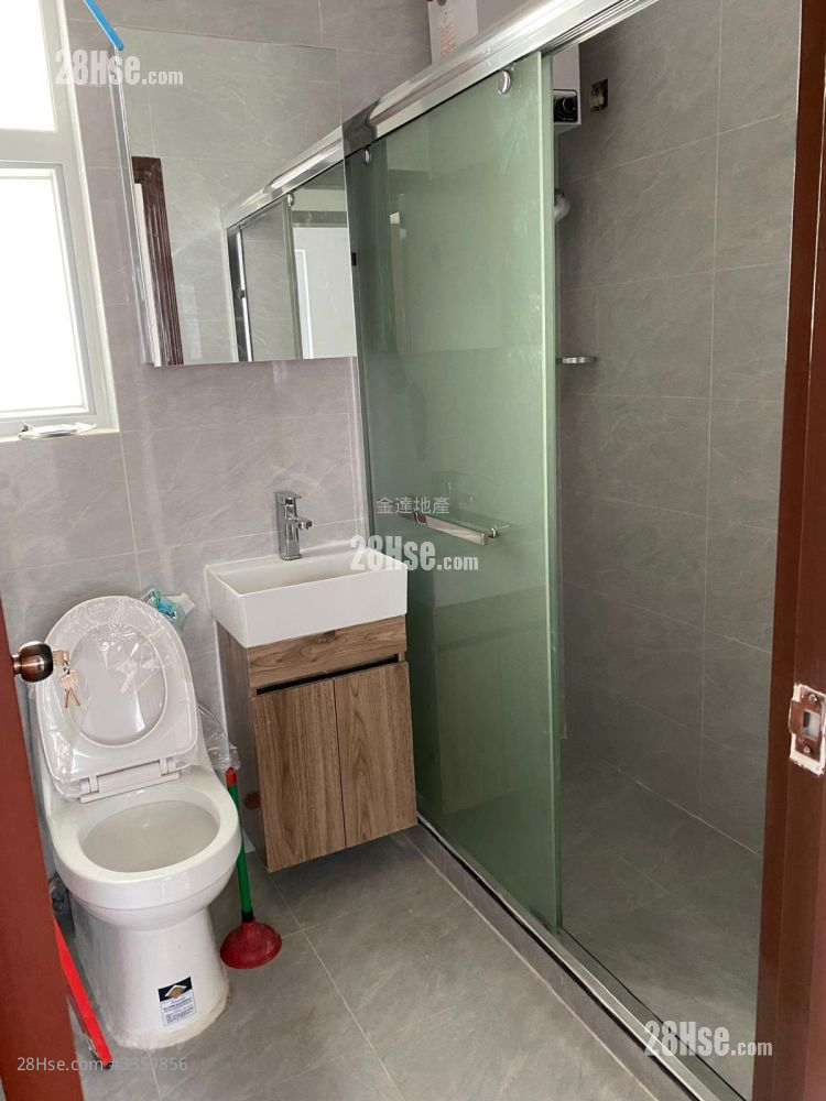 萬高花園洋樓 租盤 3 房 , 1 浴室 720 平方呎