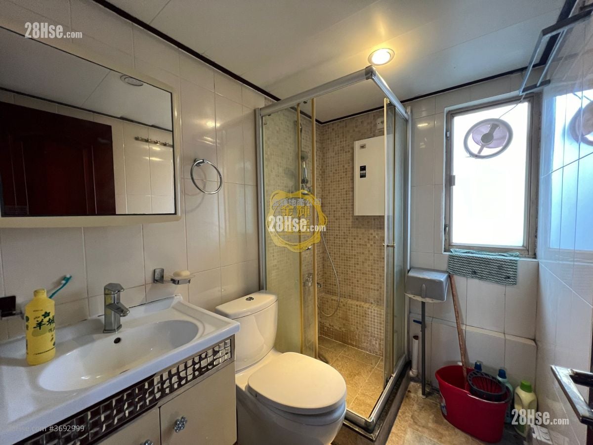 香港黄金海岸 租盘 3 房 , 2 浴室 680 平方尺