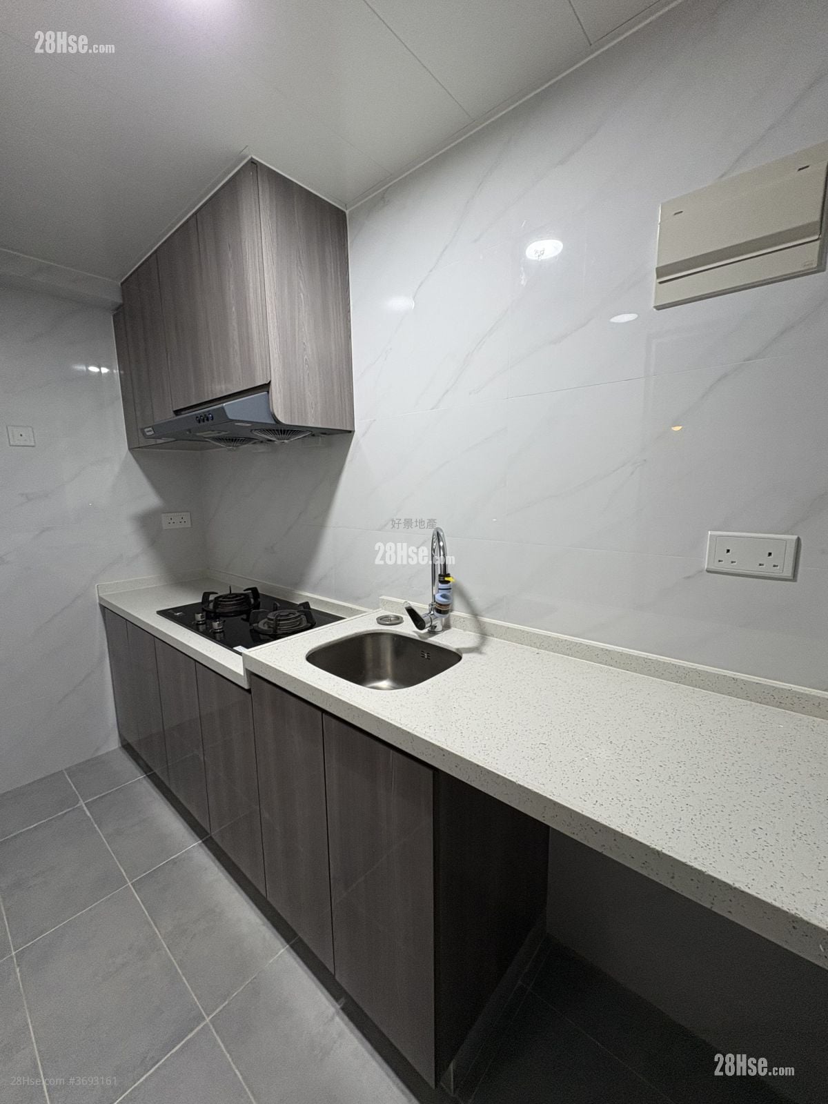 村屋 租盤 2 房 , 1 浴室