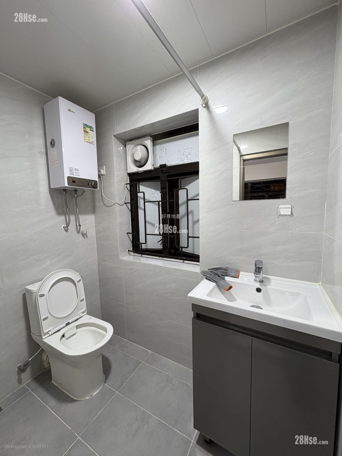 村屋 租盤 2 房 , 1 浴室