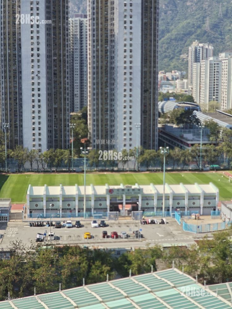 Jc Place Sell 4 Bedrooms , 2 Bathrooms 695 ft²